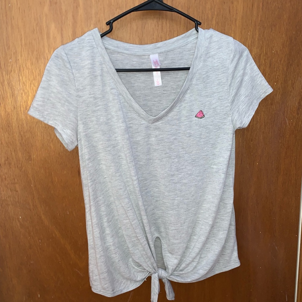 Gray watermelon embroidered tee.